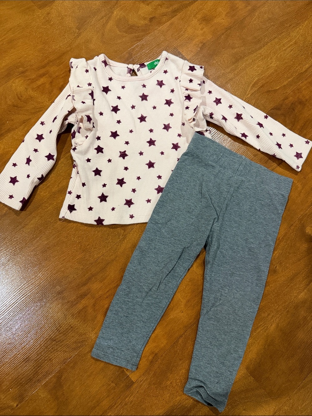 dip Cream Long-Sleeve Ribbed Top with Purple Star Print